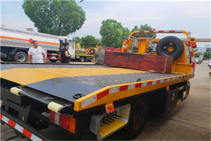 宜宾附近拖车电话号码服务